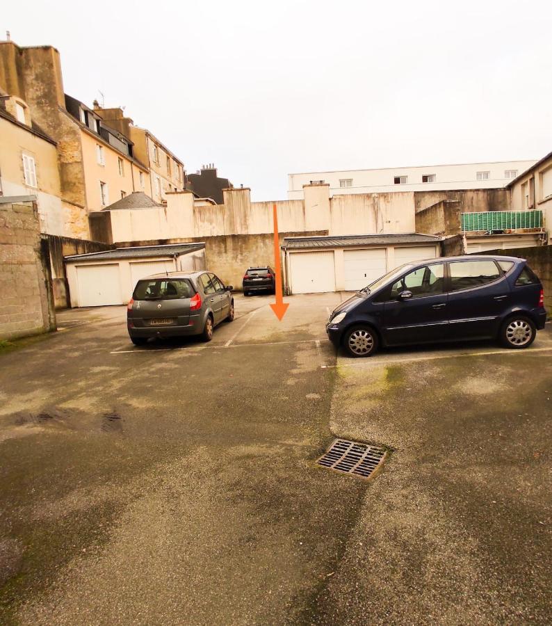 T3 Au Centre Ville Avec Balcon, Parking Gratuit Quimper Luaran gambar